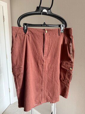 NWT Size Large Cargo Skirt Rust/Terra Cotta 32 Degree Heat Cool